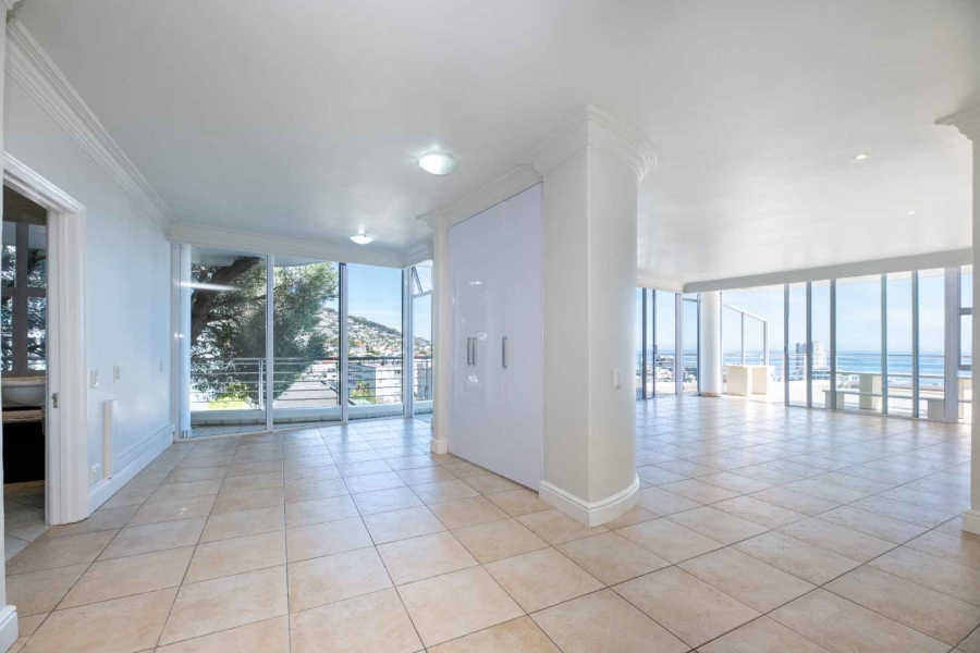 To Let 2 Bedroom Property for Rent in Sea Point Western Cape